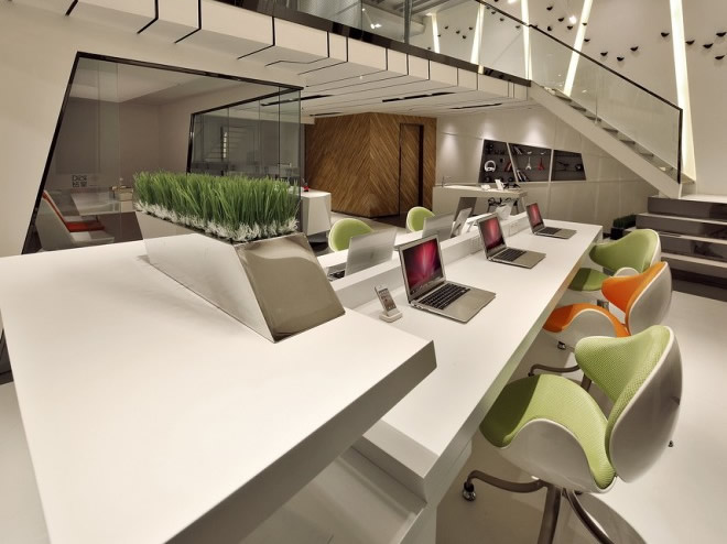 高端網絡科技辦公室-辦公區裝修設計效果圖