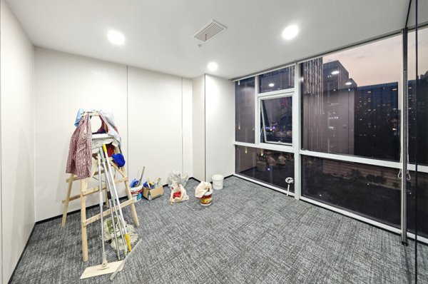 成都寫字樓辦公室毛坯出租裝修復原